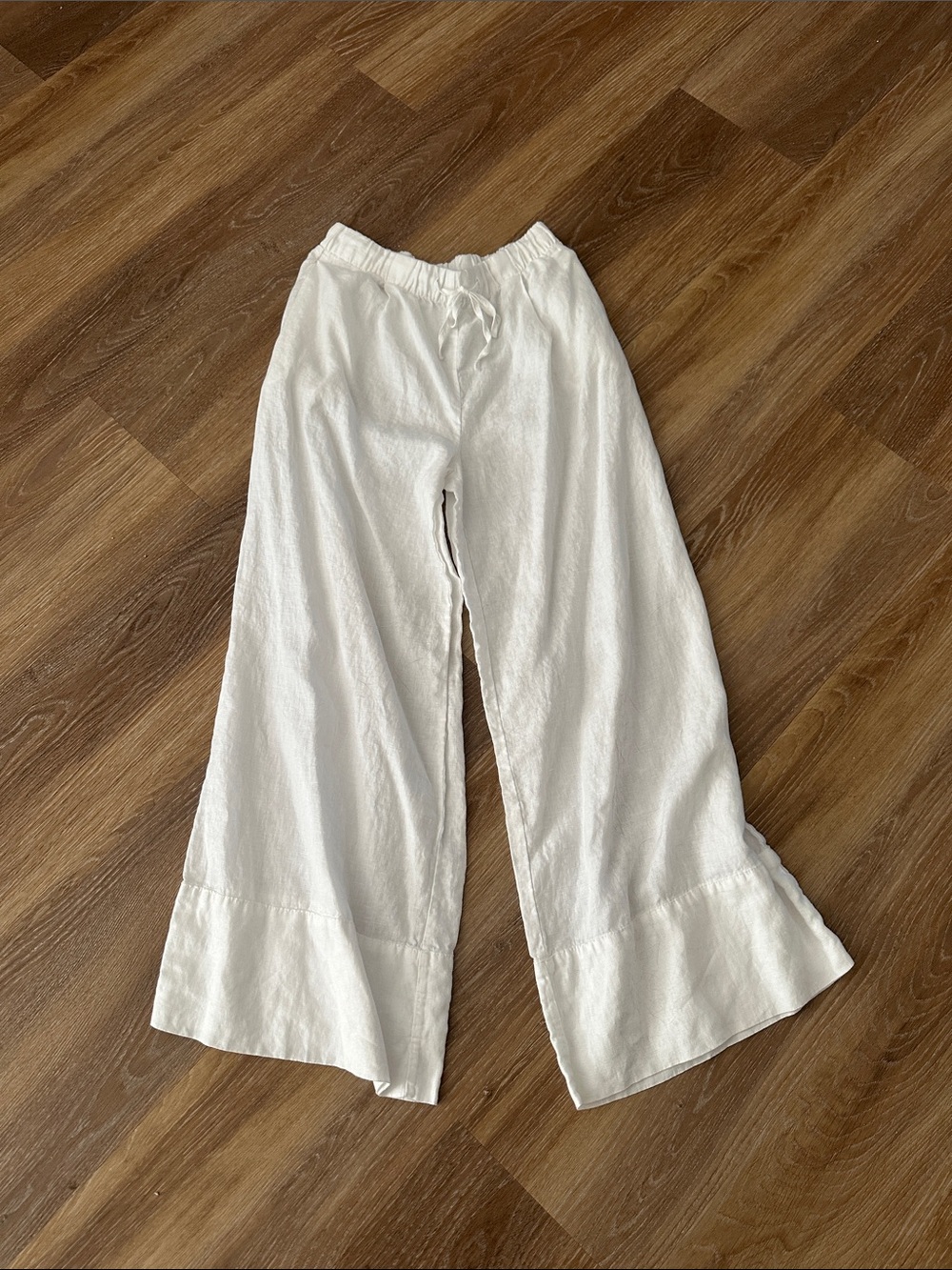Zara Women’s Wide-Leg White Linen Pants